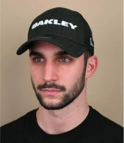 Oakley Heather New Era Trucker Blackout