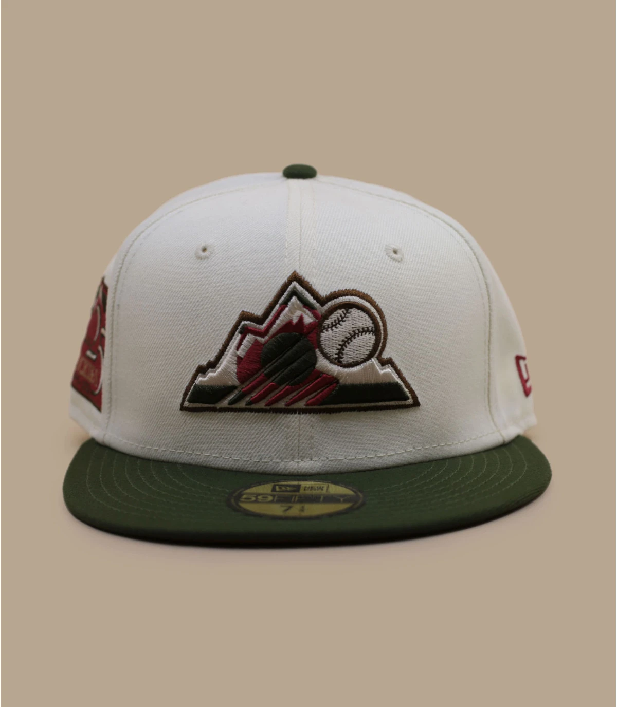 NEW ERA Side Patch 59Fifty Colorado Rockies Chrome Olive